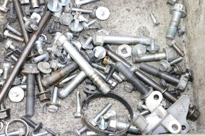 photo de WOREK ŚRUB I WKRĘTÓW HONDA FORZA ABS 300 (2013 - 2017) - Inny kąt widzenia