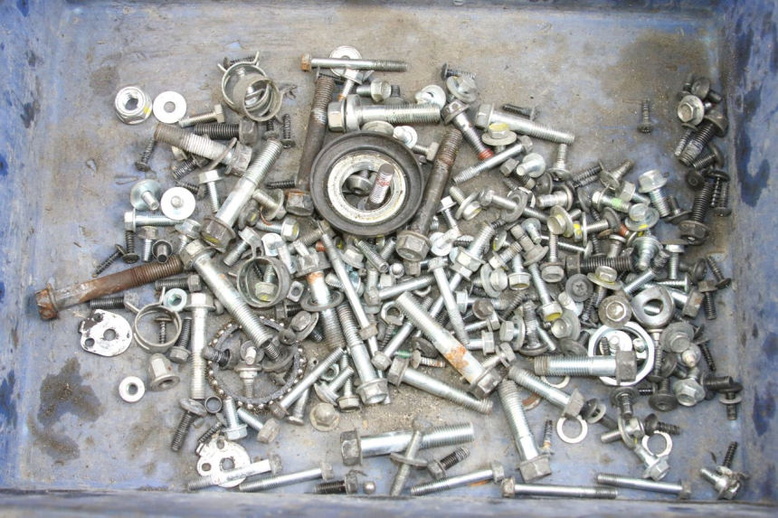 photo de WOREK Z ŚRUBAMI I WKRĘTAMI HONDA FORZA 125 (2015 - 2016) - Widok główny