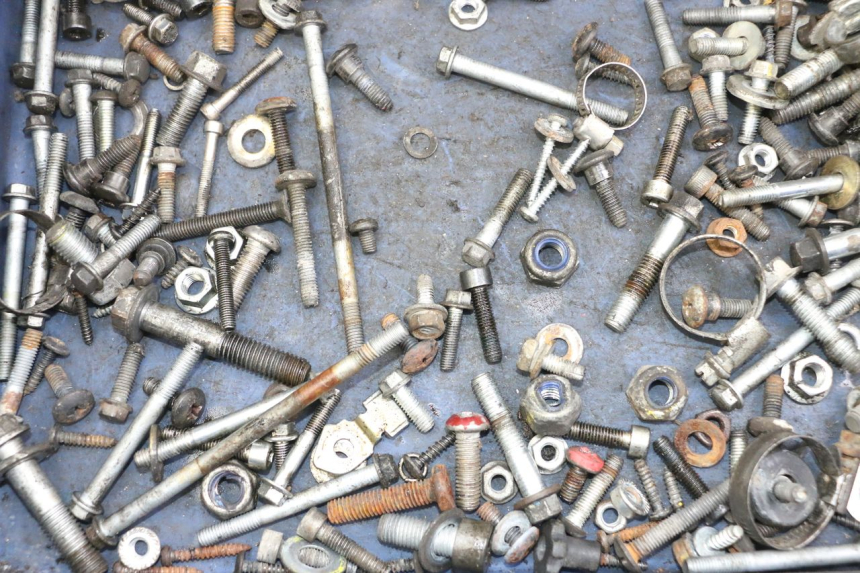 photo de WOREK ŚRUB I WKRĘTÓW GILERA NEXUS 300 (2008 - 2013) - Inny kąt widzenia