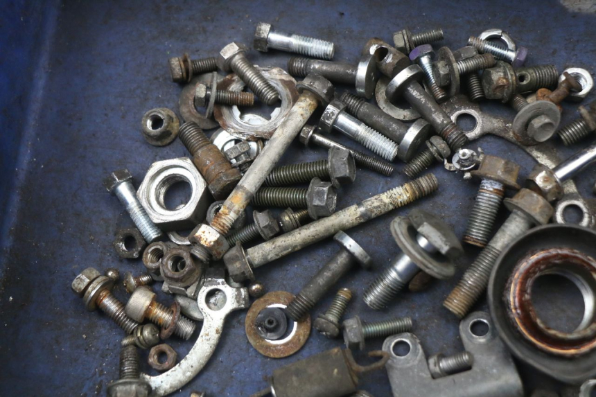 photo de WOREK ŚRUB I ŚRUBEK SUZUKI GN 125 (1997 - 2000) - Szczegół części