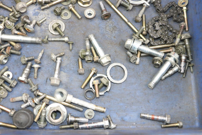 photo de WOREK ŚRUB I WKRĘTÓW GOES WIKI 125 (2010 - 2015) - Zoom stanu zużycia