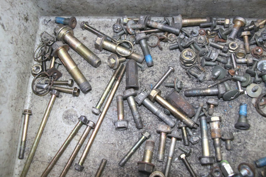 photo de WOREK ŚRUB I ŚRUBEK KYMCO GRAND DINK 125 (2008 - 2014) - Szczegół części