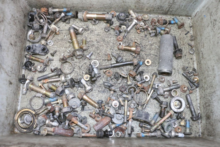 photo de WOREK ŚRUB I WKRĘTÓW KYMCO GRAND DINK 125 (2002 - 2007) - Widok główny