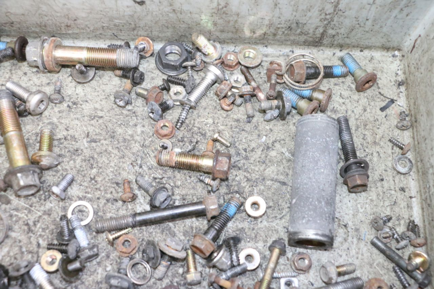 photo de WOREK ŚRUB I WKRĘTÓW KYMCO GRAND DINK 125 (2002 - 2007) - Widok ogólny