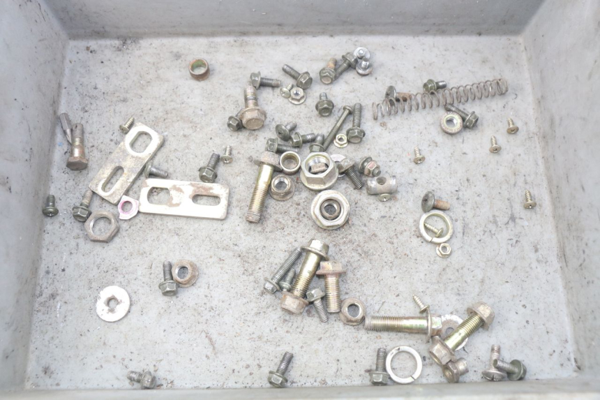 photo de WOREK ŚRUB I WKRĘTÓW EUROCKA GREEN 1 - Widok główny