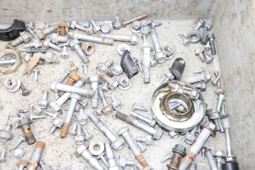 photo de WOREK ŚRUB I WKRĘTÓW JM MOTORS GTS 125 (2015 - 2019) - Zoom stanu zużycia