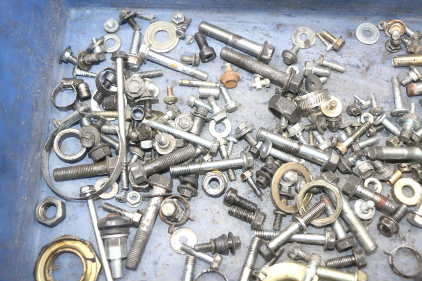 photo de WOREK ŚRUB I WKRĘTÓW HONDA NES AROBASE 125 (2000 - 2003) - Szczegół części