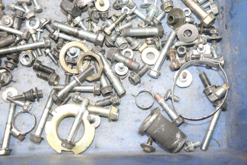 photo de WOREK ŚRUB I WKRĘTÓW HONDA NES AROBASE 125 (2000 - 2003) - Zbliżenie techniczne