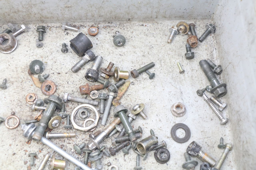 photo de TORBA ZESTAW ŚRUB I WKRĘTÓW KEEWAY HURRICANE 50 (2006 - 2019) - Szczegół części