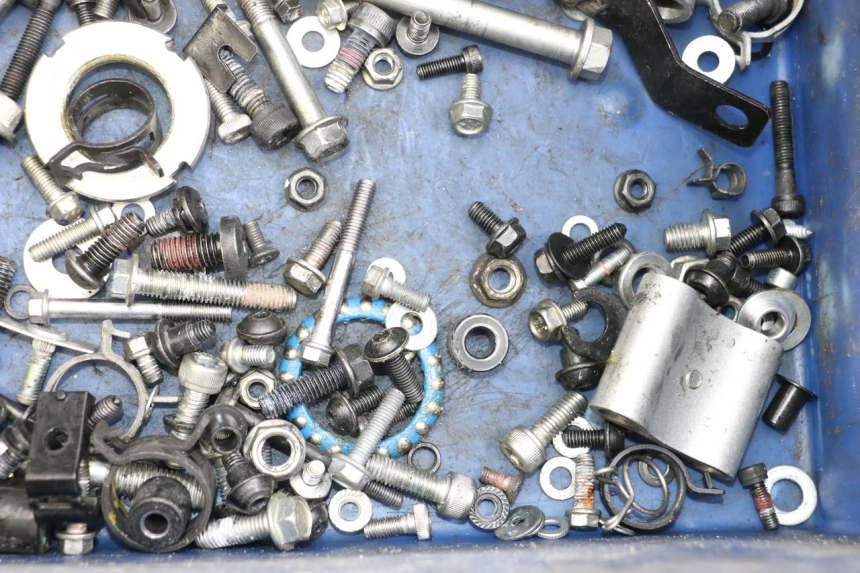 photo de WOREK ŚRUB I WKRĘTÓW HUSQVARNA SVARTPILEN 401 (2018 - 2023) - Zoom stanu zużycia