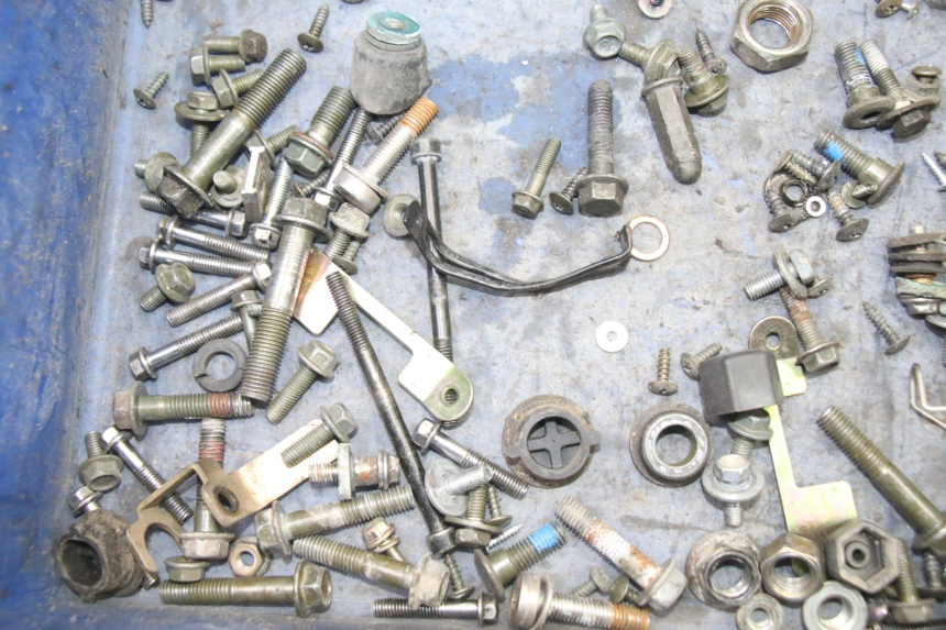 photo de WOREK ŚRUB I WKRĘTÓW SYM JET 14 4T 50 (2018 - 2022) - Inny kąt widzenia