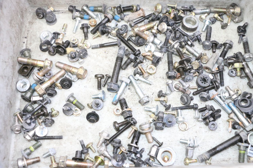 photo de WOREK ŚRUB I ŚRUBEK SYM JOYMAX 125 (2010 - 2017) - Szczegół części