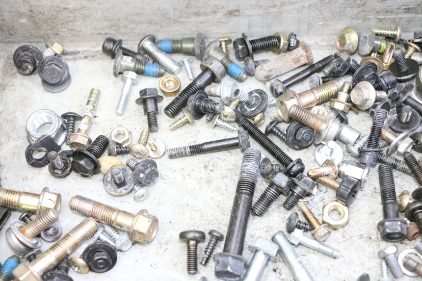 photo de WOREK ŚRUB I ŚRUBEK SYM JOYMAX 125 (2010 - 2017) - Zoom stanu zużycia