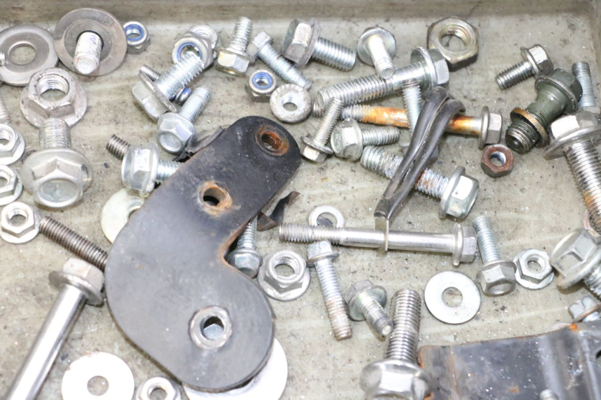 photo de WOREK ŚRUB I WKRĘTÓW KEEWAY K-LIGHT KLIGHT 125 (2018 - 2025) - Inny kąt widzenia