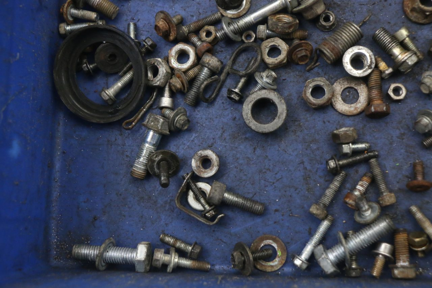 photo de WOREK ŚRUB I WKRĘTÓW KAWASAKI KDX 125 (1990 - 1991) - Inny kąt widzenia