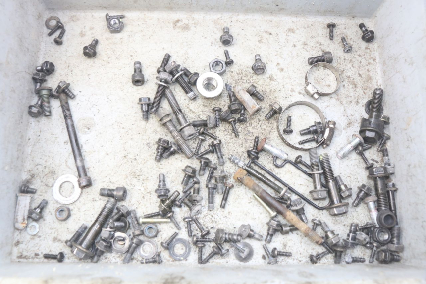 photo de WOREK ŚRUB I WKRĘTÓW PEUGEOT KISBEE 2T 50 (2010 - 2017) - Szczegół części