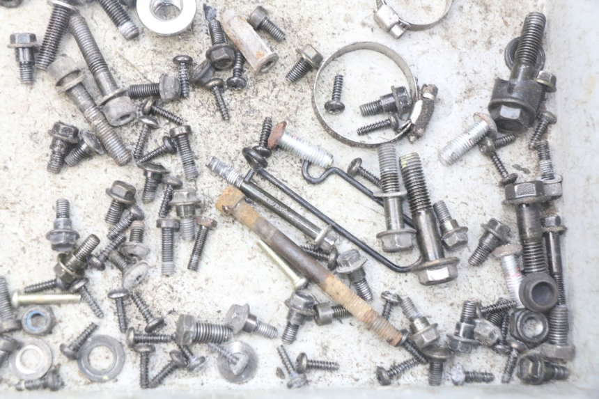 photo de WOREK ŚRUB I WKRĘTÓW PEUGEOT KISBEE 2T 50 (2010 - 2017) - Inny kąt widzenia