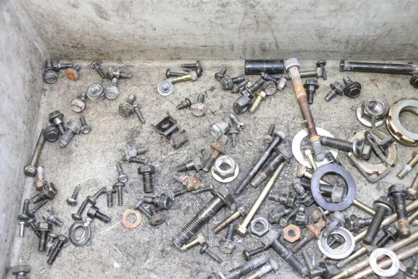 photo de WOREK ŚRUB I WKRĘTÓW PEUGEOT KISBEE 2T 50 (2010 - 2017) - Szczegół części