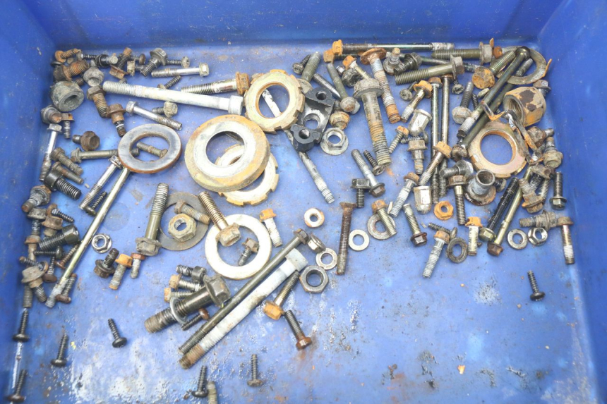 photo de WOREK ŚRUB I ŚRUBEK PEUGEOT KISBEE 4T 50 (2010 - 2017) - Szczegół części