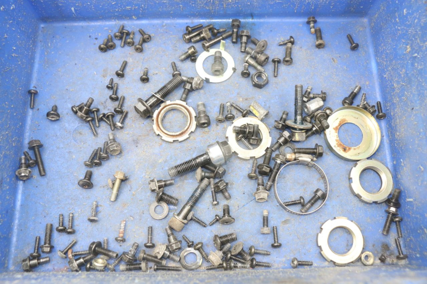 photo de TORBA ZESTAW ŚRUB I WKRĘTÓW PEUGEOT KISBEE 4T 50 (2018 - 2022) - Widok główny