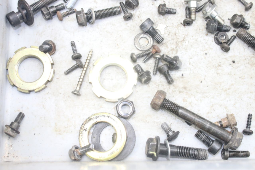 photo de WOREK ŚRUB I ŚRUBEK PEUGEOT KISBEE 4T 50 (2010 - 2017) - Szczegół części