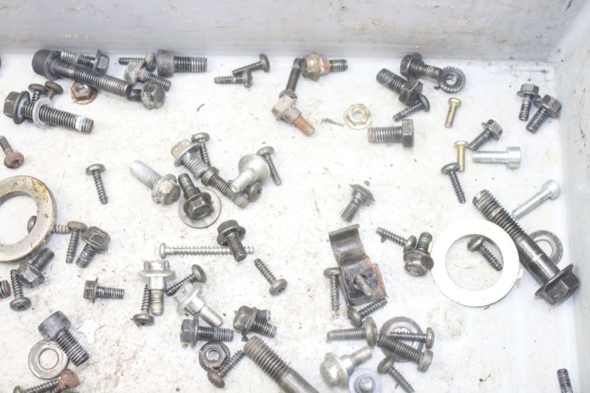 photo de WOREK ŚRUB I ŚRUBEK PEUGEOT KISBEE 4T 50 (2010 - 2017) - Inny kąt widzenia