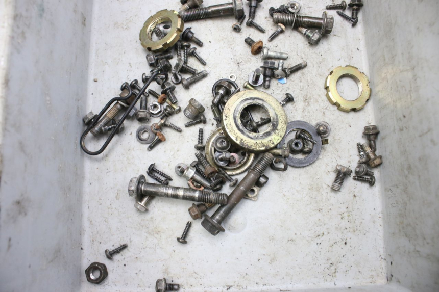 photo de WOREK ŚRUB I ŚRUBEK PEUGEOT KISBEE 4T 50 (2010 - 2017) - Zoom stanu zużycia