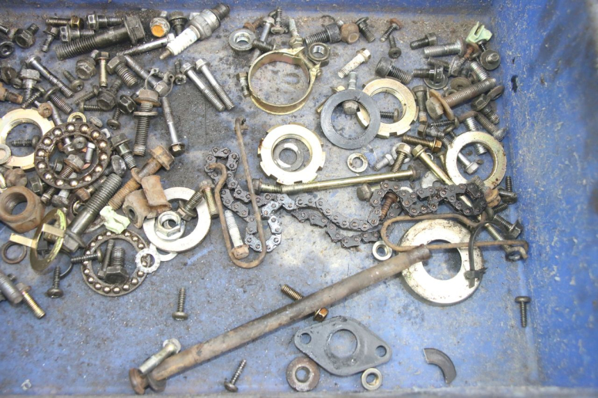 photo de WOREK ŚRUB I ŚRUBEK PEUGEOT KISBEE 4T 50 (2010 - 2017) - Szczegół części