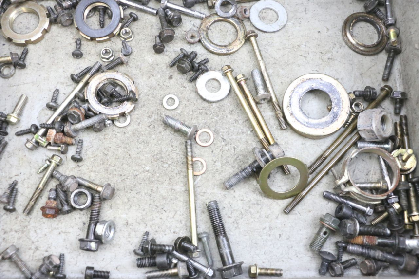 photo de WOREK ŚRUB I ŚRUBEK PEUGEOT KISBEE 4T 50 (2010 - 2017) - Szczegół części