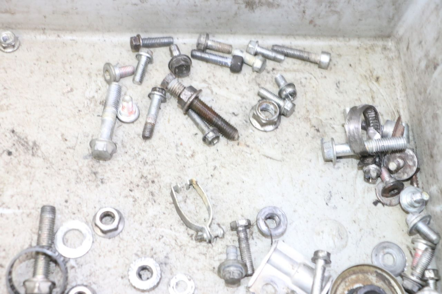 photo de WOREK ŚRUB I WKRĘTÓW KAWASAKI KX 85 (2014 - 2021) - Zbliżenie techniczne