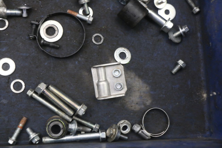 photo de WOREK ŚRUB I WKRĘTÓW KAWASAKI KX L 85 (2022 - 2024) - Zbliżenie techniczne