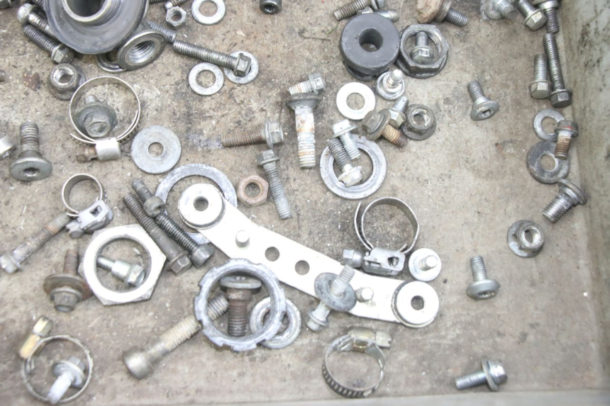 photo de WOREK ŚRUB I WKRĘTÓW KAWASAKI KXF KX-F 250 (2012 - 2014) - Zoom stanu zużycia