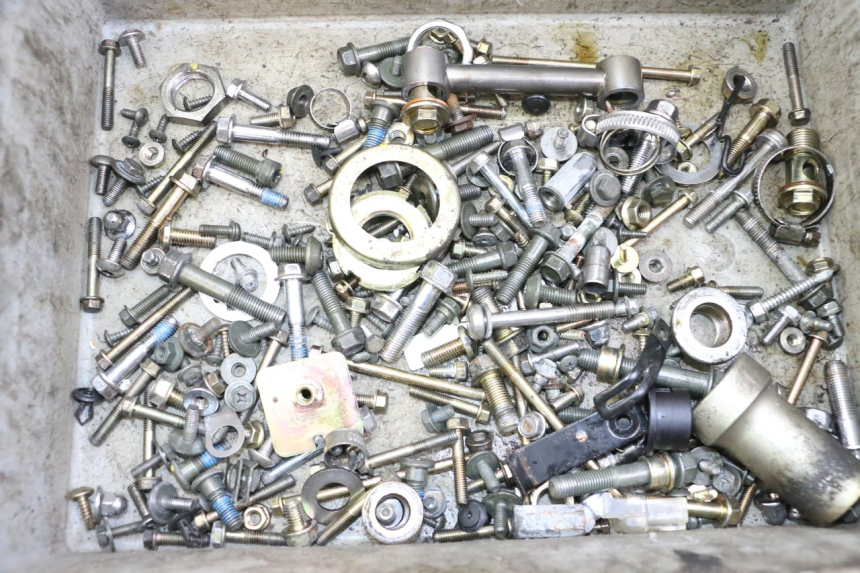 photo de WOREK ŚRUB I WKRĘTÓW KYMCO XCITING 500 (2007 - 2010) - Zoom stanu zużycia