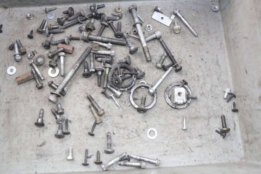 photo de WOREK ŚRUB I WKRĘTÓW PIAGGIO LIBERTY 4T 50 (2009 - 2015) - Szczegół części