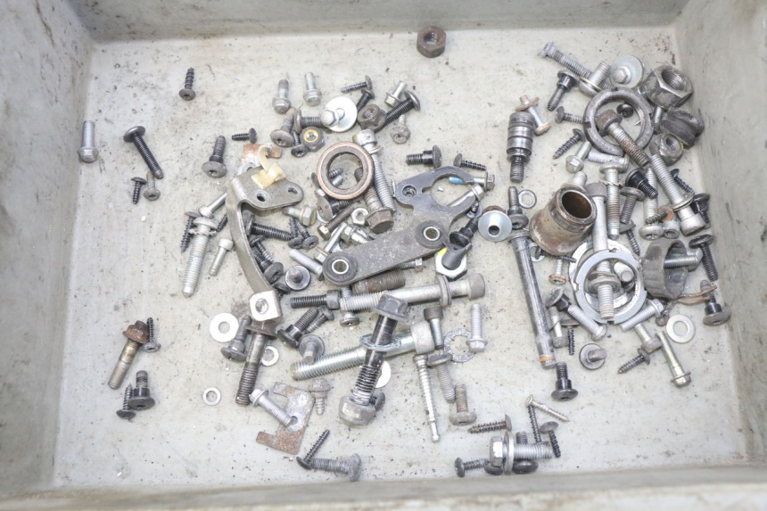 photo de WOREK ŚRUB I WKRĘTÓW PIAGGIO LIBERTY IGET S 125 (2016 - 2020) - Szczegół części