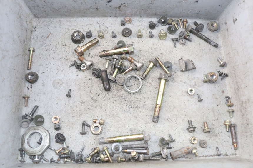 photo de WOREK Z ŚRUBAMI I ELEMENTAMI ZŁĄCZNYMI KYMCO LIKE 4T 50 (2009 - 2018) - Widok główny