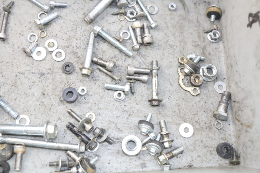 photo de WOREK ŚRUB I WKRĘTÓW YCF LITE F 125 - Zoom stanu zużycia