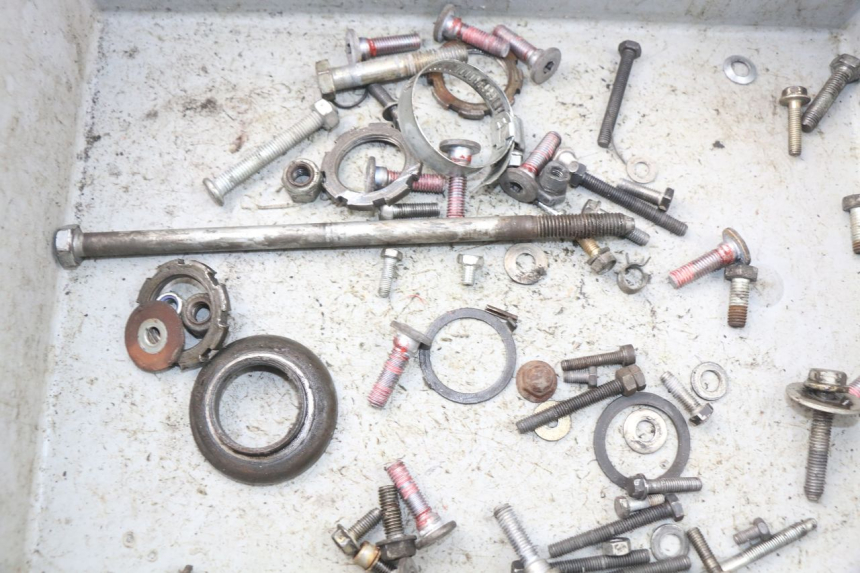 photo de TORBA ZESTAW ŚRUB I WKRĘTÓW PEUGEOT LUDIX 50 (2005 - 2007) - Szczegół części