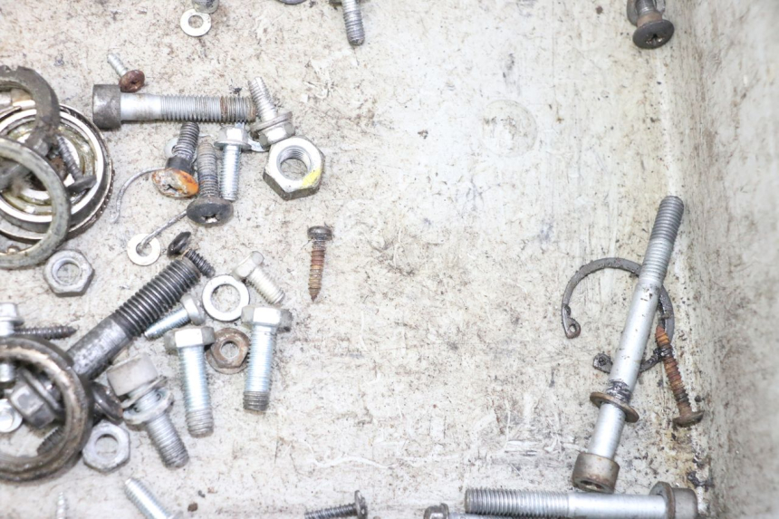 photo de WOREK ŚRUB I WKRĘTÓW PIAGGIO LXV 4T 50 (2009 - 2013) - Zoom stanu zużycia