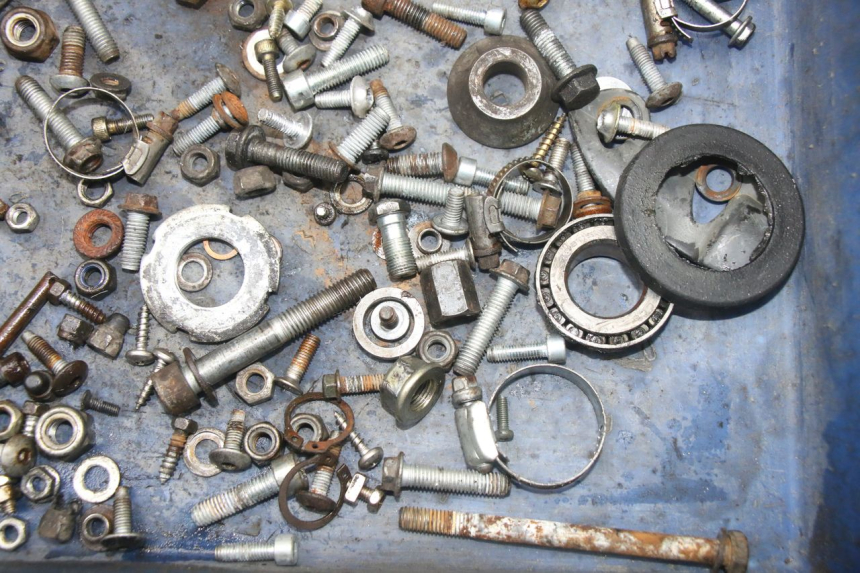 photo de WOREK ŚRUB I WKRĘTÓW MBK X-LIMIT XLIMIT 50 (2007 - 2012) - Zbliżenie techniczne