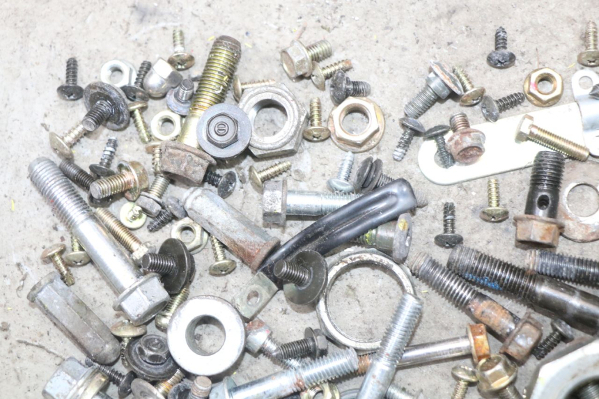 photo de WOREK ŚRUB I WKRĘTÓW SYM MIO 50 (2011 - 2017) - Szczegół części