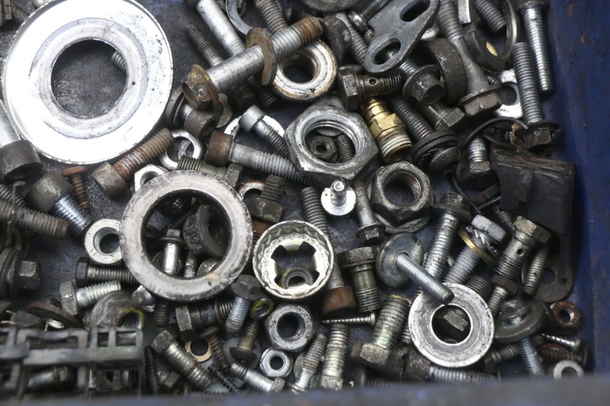 photo de WOREK ŚRUB I WKRĘTÓW PIAGGIO MP3 LT 400 (2007 - 2012) - Zoom stanu zużycia