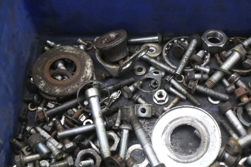 photo de WOREK ŚRUB I WKRĘTÓW PIAGGIO MP3 LT 400 (2007 - 2012) - Inny kąt widzenia