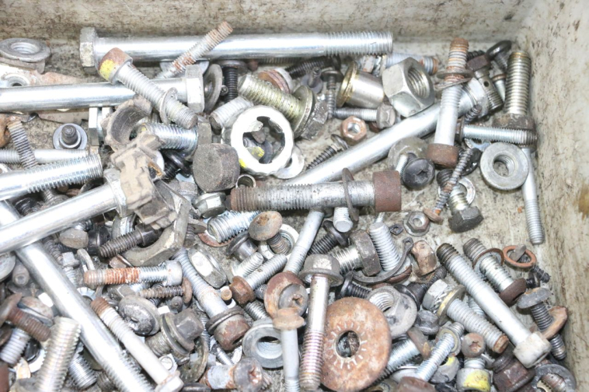 photo de WOREK ŚRUB I WKRĘTÓW PIAGGIO MP3 LT 400 (2007 - 2012) - Zbliżenie techniczne