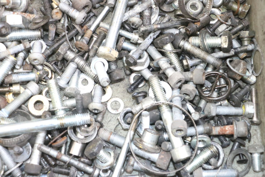 photo de WOREK ŚRUB I WKRĘTÓW PIAGGIO MP3 LT 300 (2010 - 2016) - Inny kąt widzenia