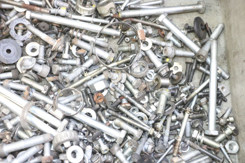 photo de WOREK ŚRUB I WKRĘTÓW PIAGGIO MP3 LT 300 (2010 - 2016) - Zoom stanu zużycia