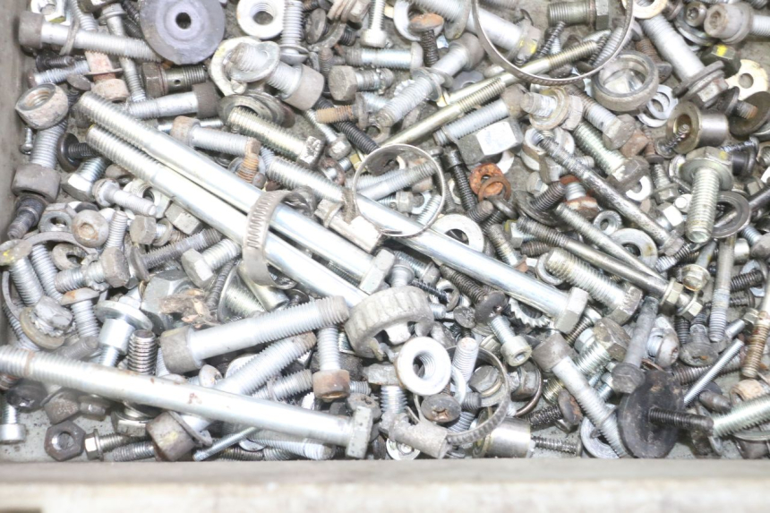 photo de WOREK ŚRUB I WKRĘTÓW PIAGGIO MP3 LT 300 (2010 - 2016) - Inny kąt widzenia