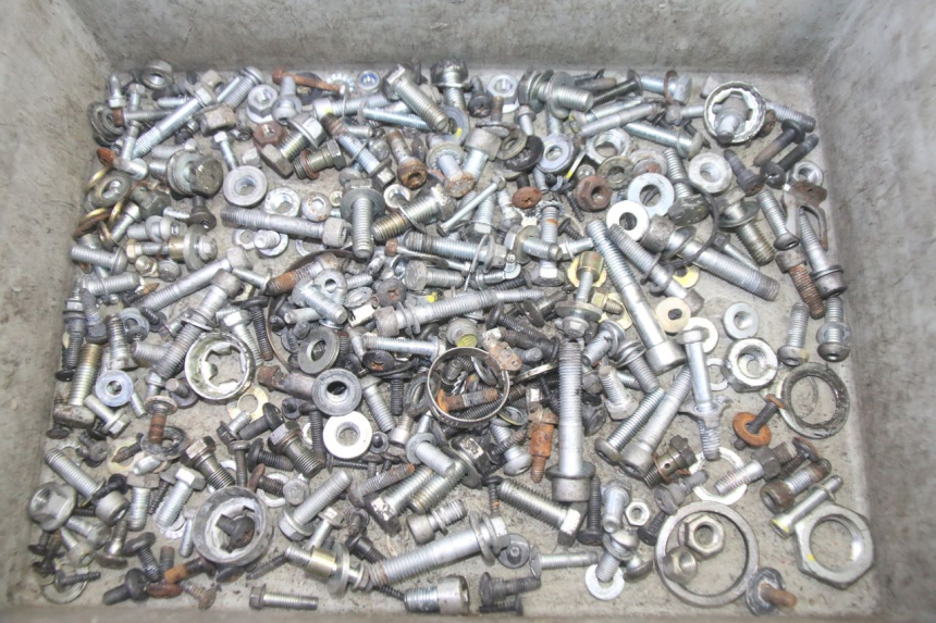 photo de WOREK ŚRUB I WKRĘTÓW PIAGGIO MP3 LT 400 (2007 - 2012) - Widok główny