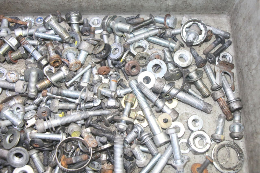 photo de WOREK ŚRUB I WKRĘTÓW PIAGGIO MP3 LT 400 (2007 - 2012) - Zoom stanu zużycia