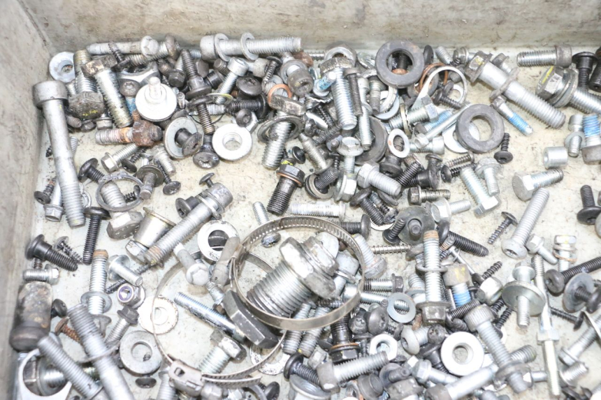 photo de WOREK ŚRUB I WKRĘTÓW PIAGGIO MP3 500 (2016 - 2018) - Zoom stanu zużycia